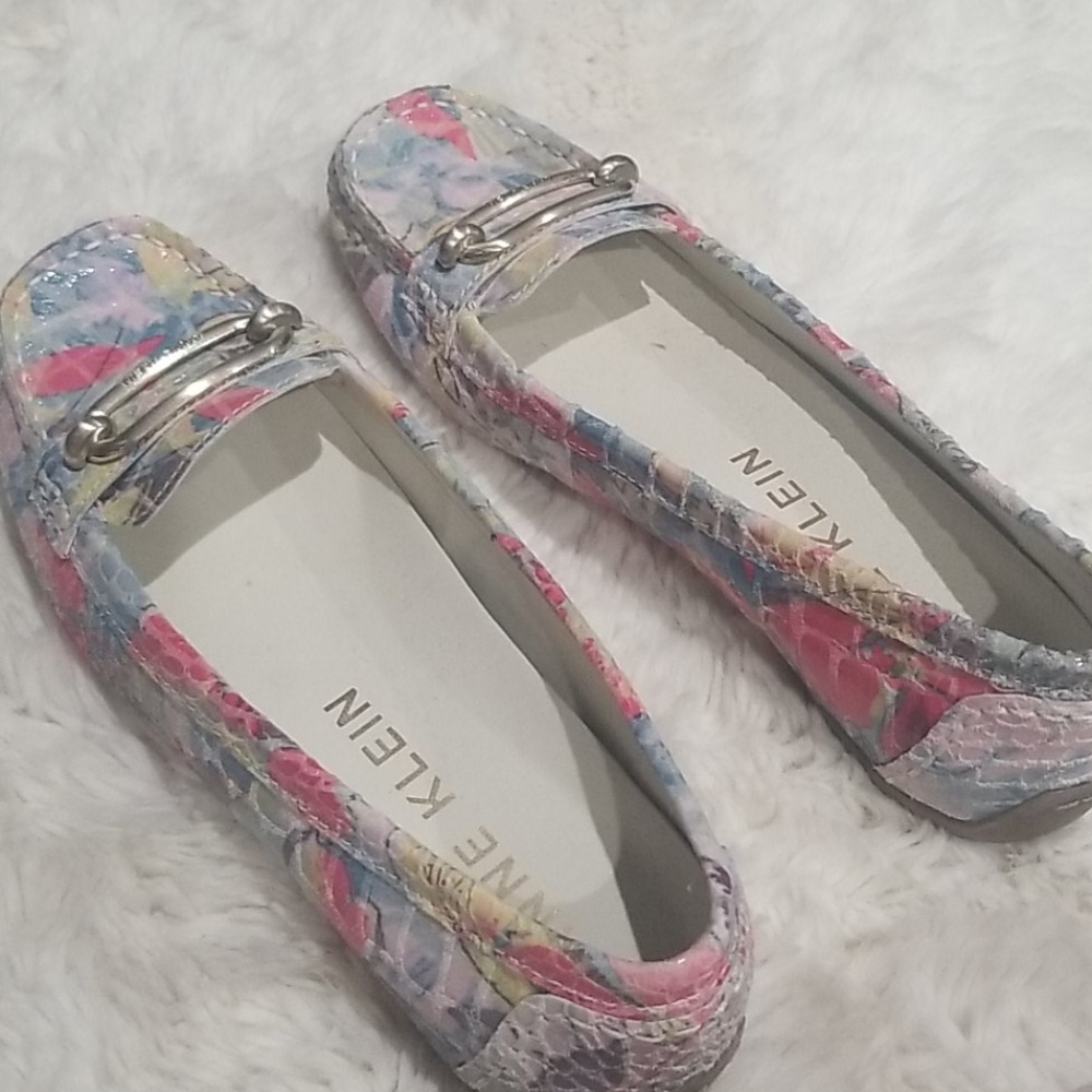 loafers
